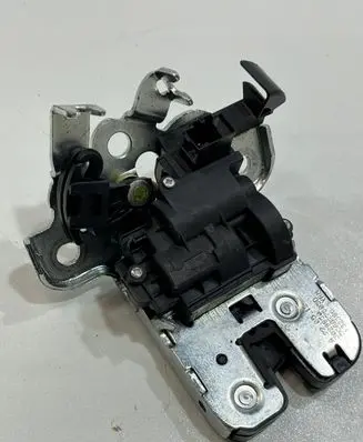 Volkswagen Jetta USA Tailgate/trunk/boot lock/catch/latch 5C6827505D |DF+SFF+9549+FS567