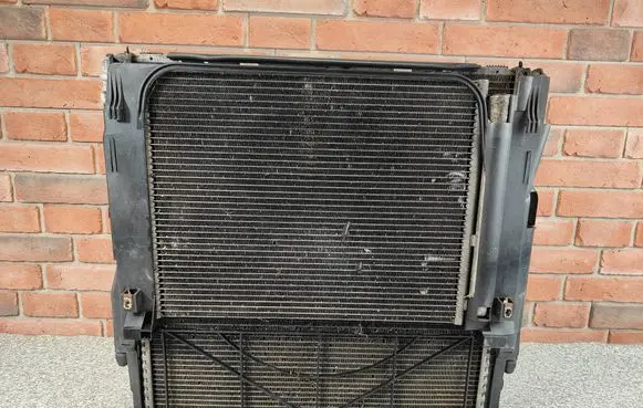 BMW X5 E53 Coolant radiator 7788387