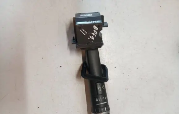 Volvo XC90 Wiper control stalk 30798530