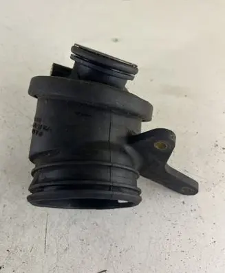 Intercooler hose/pipe