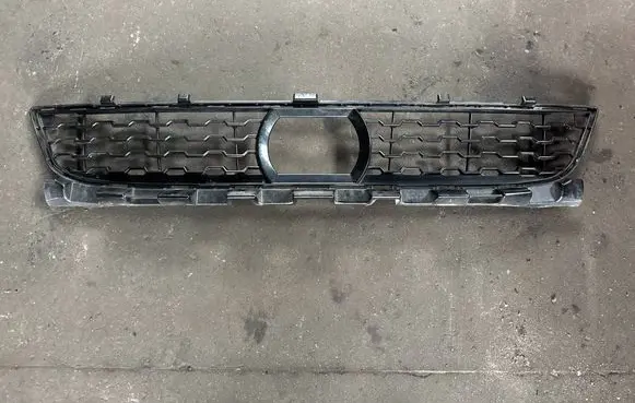 BMW 7 G11 G12 Front bumper lower grill 8075370