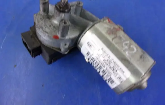 Fiat 500 Cinquecento Front wiper linkage and motor