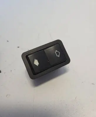BMW 5 E60 E61 Electric window control switch 8368974