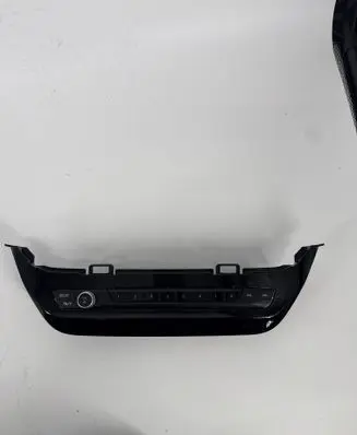 BMW X3 G01 Head unit multimedia control 5A47C37 24B121AP5632 20020110