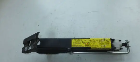Mercedes-Benz ML W164 Lift Jack A1645800018
