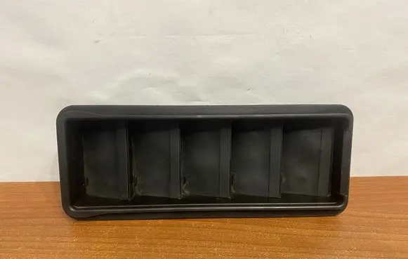 Jaguar XF X260 Quarter panel pressure vent B151 GX63280B62AA