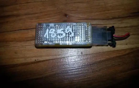 Volkswagen Golf VI Rear seat light 6l0947565
