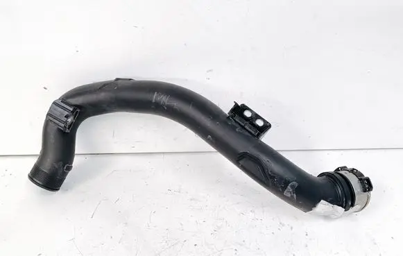 Ford Escape IV Intercooler hose/pipe M128W