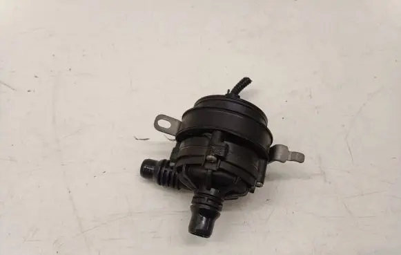 BMW 3 G20 G21 Electric auxiliary coolant/water pump 8651287