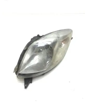 Toyota Yaris Headlight/headlamp 89900736 811100D120
