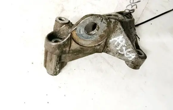 Audi A8 S8 D3 4E Engine mounting bracket