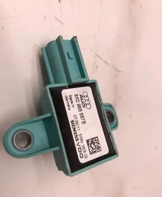 Audi A6 S6 C6 4F Airbag deployment crash/impact sensor 8K0955557B 5WK4380802