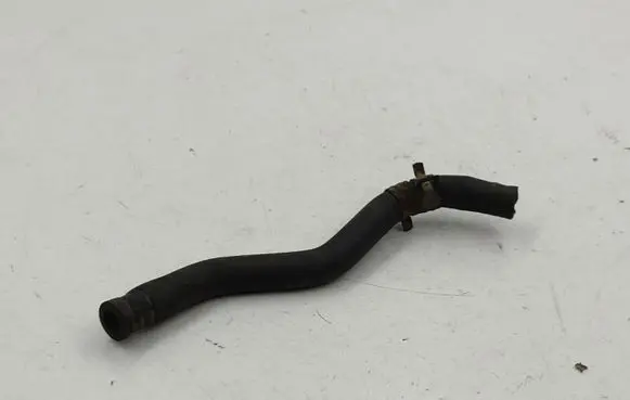Subaru Legacy Engine coolant pipe/hose