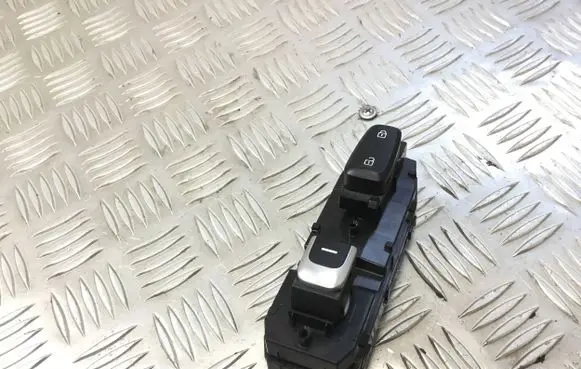 KIA Sportage Electric window control switch 93575F1520