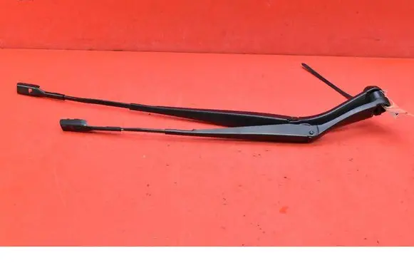KIA Sportage Front wiper blade arm 