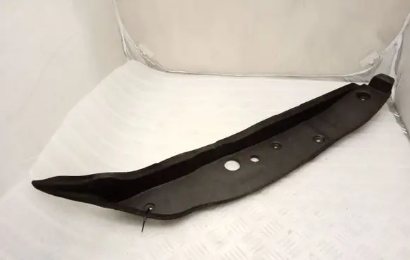 Mercedes-Benz GLC X253 C253 Fender foam support/seal A2538890025