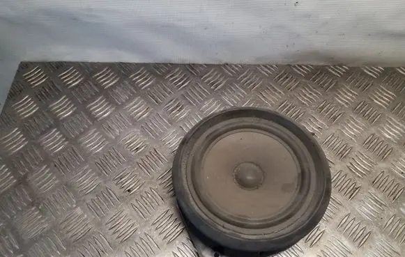 Audi A4 S4 B7 8E 8H Front door speaker 8E0035411
