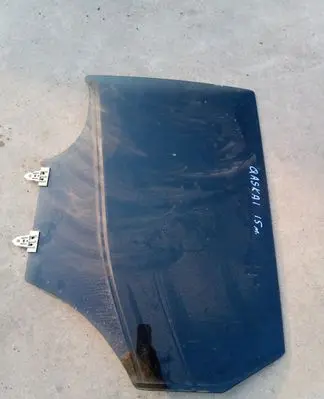 Nissan Qashqai Rear door window glass AS3