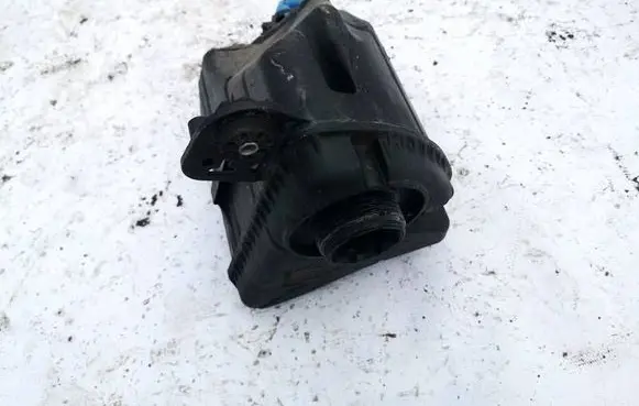 BMW 5 F10 F11 Coolant expansion tank/reservoir 17137601949 1713760194903