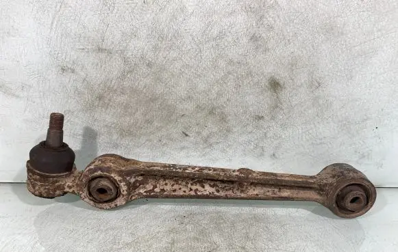 Mitsubishi Galant Front lower control arm/wishbone