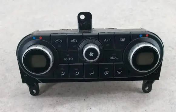 Nissan Qashqai+2 Climate control/heater control trim 27500JD45C