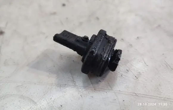 KIA Magentis Fuel Injector clamp holder 2245027XXX