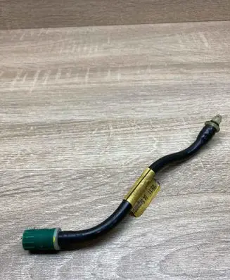 Peugeot 5008 Brake vacuum hose/pipe 9684898480 0204280099