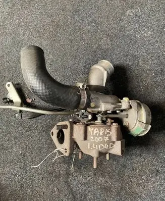 Toyota Yaris Turbo 172010N030