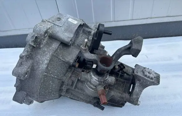 Volkswagen Up Manual 5 speed gearbox