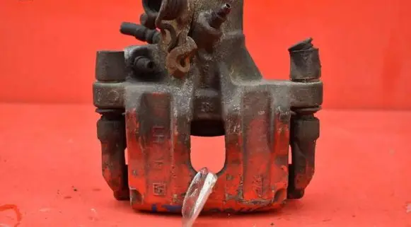 Mazda 3 I Rear brake caliper