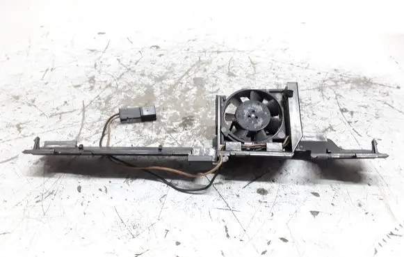 Mercedes-Benz E W211 Engine control unit/module fan 2116800572