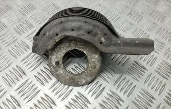 Audi A4 S4 B8 8K Coil spring/strut mount 8K0511539E