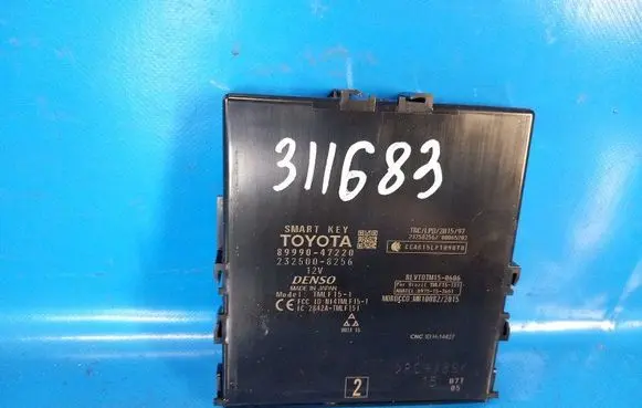 Toyota Prius xw60 Central body control module 8999047220