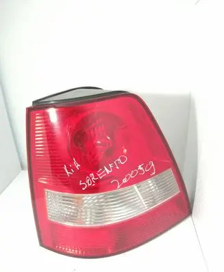 KIA Sorento Rear/tail lights 924013E0