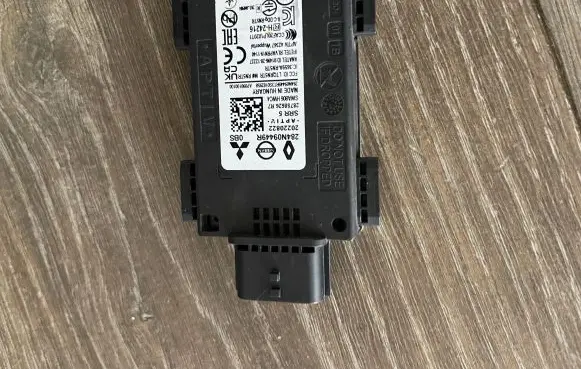 Nissan Qashqai Other devices 284N09449R