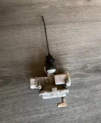 Volkswagen Corrado Central locking vacuum pump 357862153