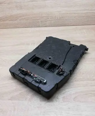 Renault Scenic II - Grand scenic II Central body control module 8200606830