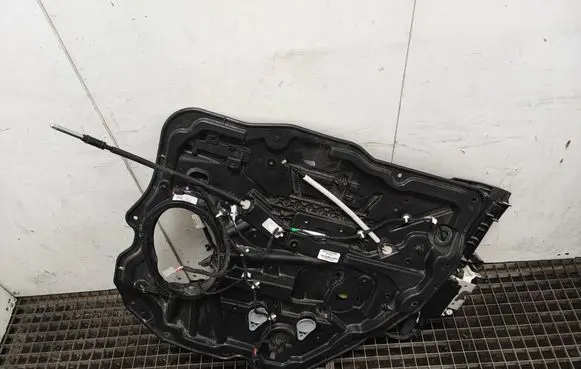 Dodge RAM 1500 DS Rear window lifting mechanism without motor 68310312AE P68310312AE