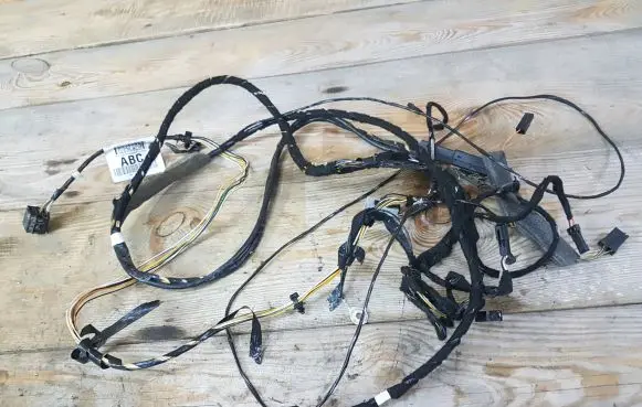 Ford Kuga I Other wiring loom 8V4T14335