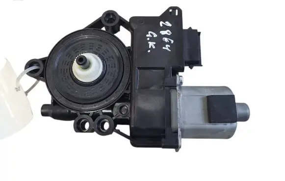Hyundai i40 Rear door window regulator motor 834503Z010