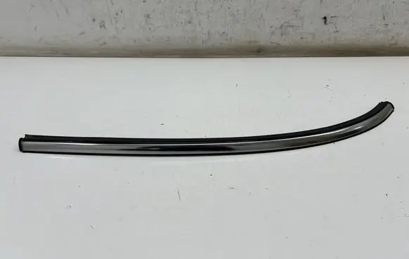 Mini Cooper Countryman R60 Rear side glass trim 