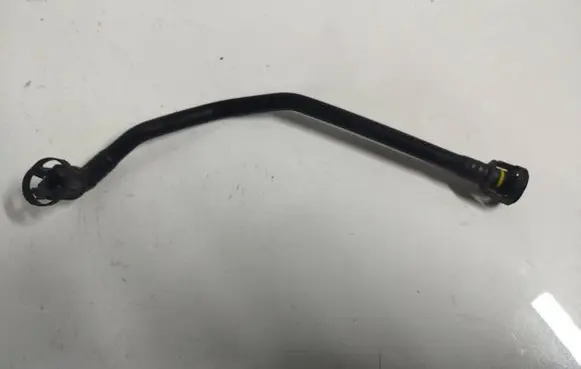 BMW 2 F45 Vacuum line/pipe/hose 8513331