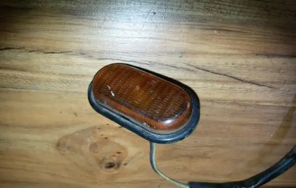 Renault Scenic I Front fender indicator light 6r0142789 1391.0.020