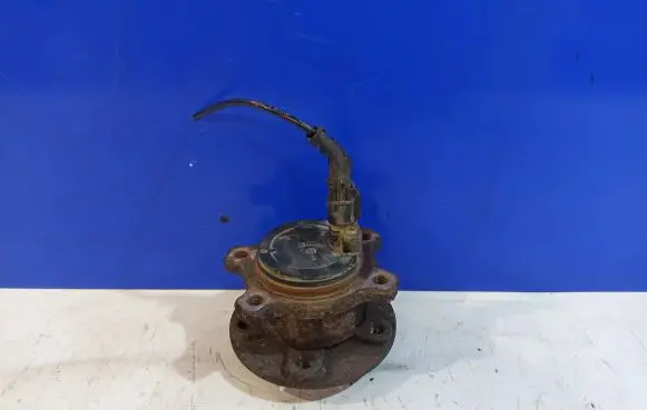 Volvo V60 Rear wheel hub 31329968
