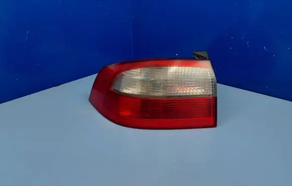 Renault Laguna II Rear/tail lights 8200002473