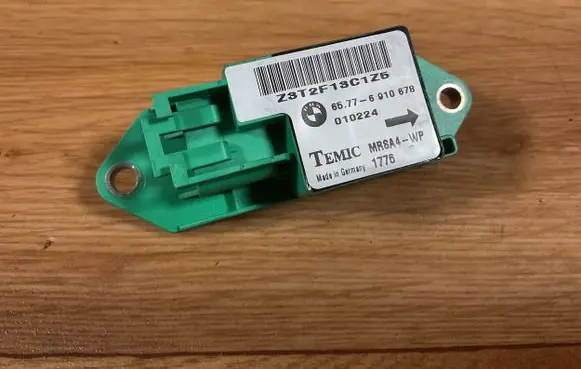 BMW 5 E39 Airbag deployment crash/impact sensor 65776910678 010224 Z8T2F13C1Z5