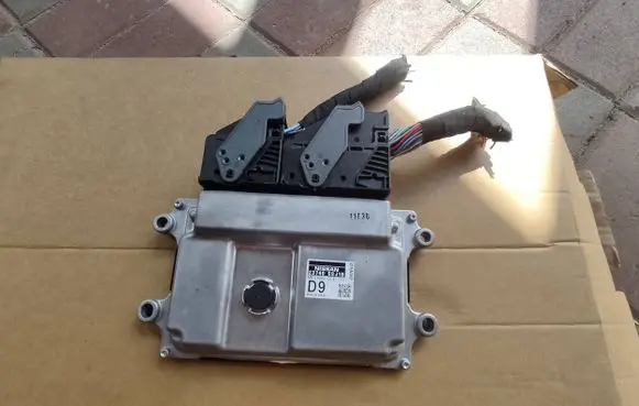 Nissan Leaf II (ZE1) Engine control unit/module 237405SJ1B MB1149002141