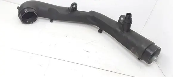 Audi A3 S3 A3 Sportback 8P Intercooler pipe mounting bracket 1K0129654AD