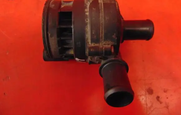 Renault Latitude (L70) Electric auxiliary coolant/water pump