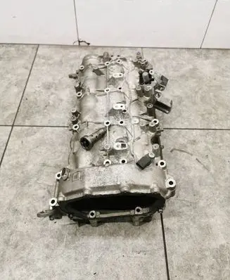 Engine head